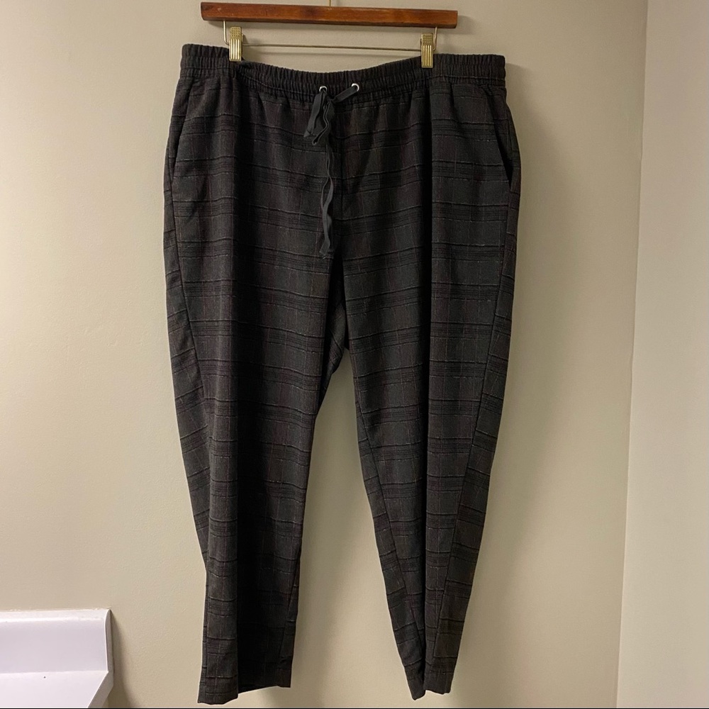 LOFT Straight Leg Pants in Dark Plaid